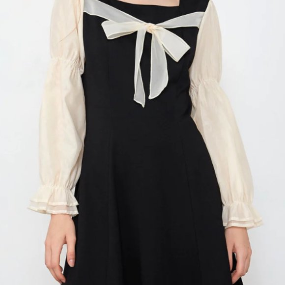 J.ING  Avril Black Contrast Mini Dress - New & Never Worn - Picture 4 of 6